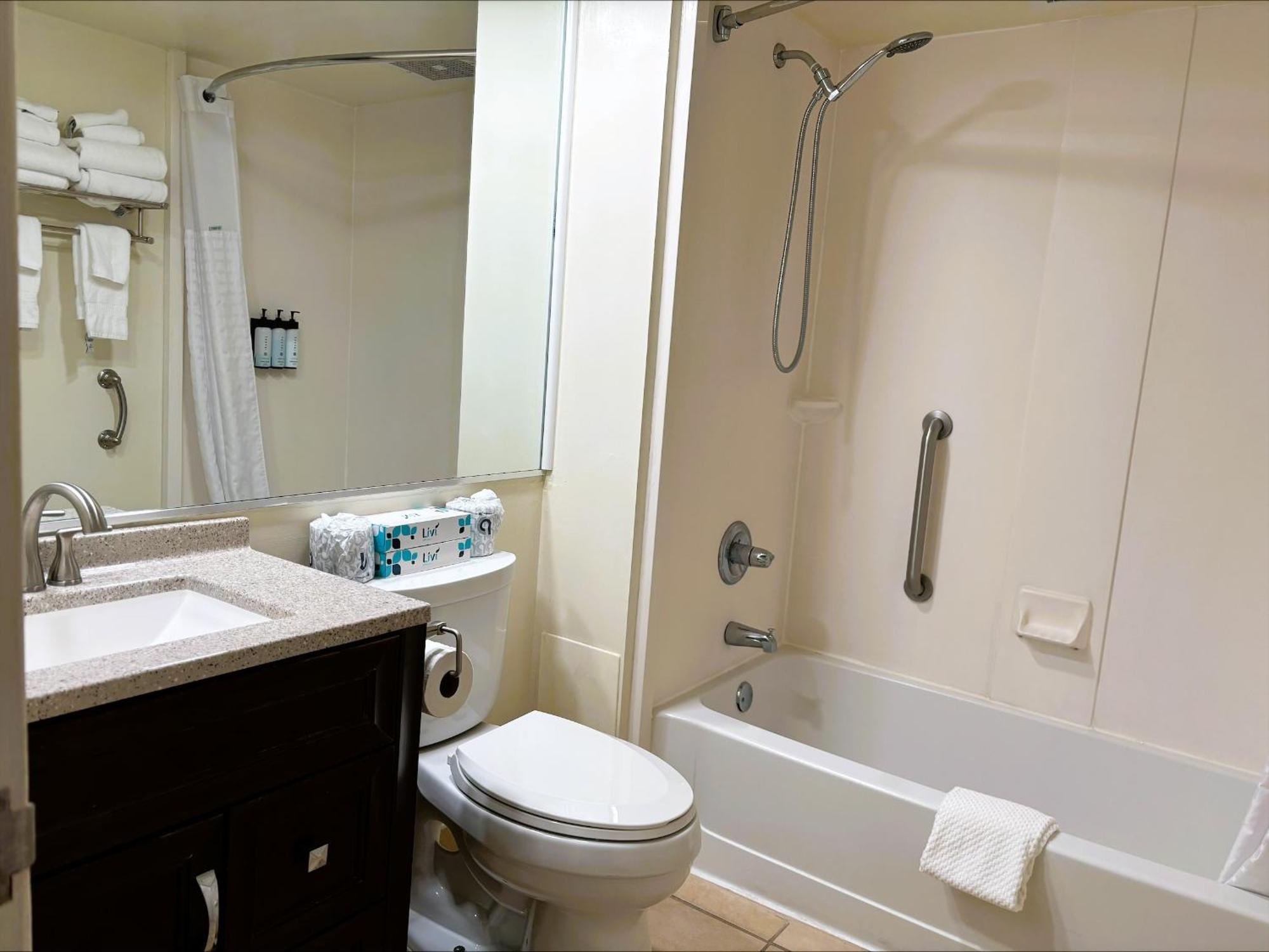 Barclay Towers Apartment Virginia Beach Exterior photo