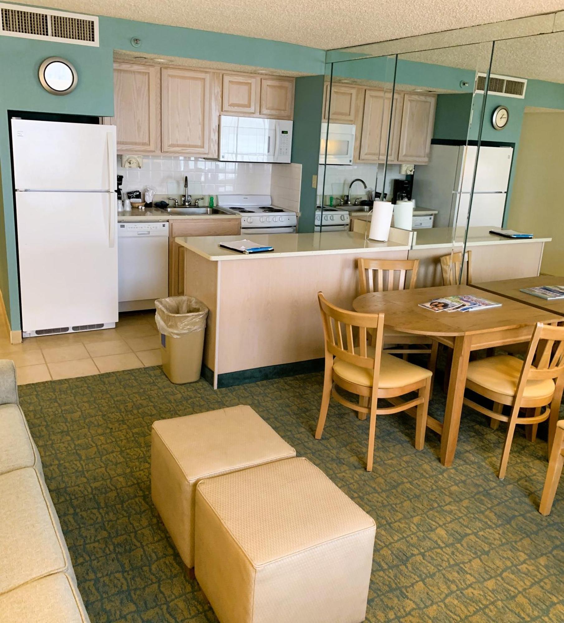 Barclay Towers Apartment Virginia Beach Exterior photo
